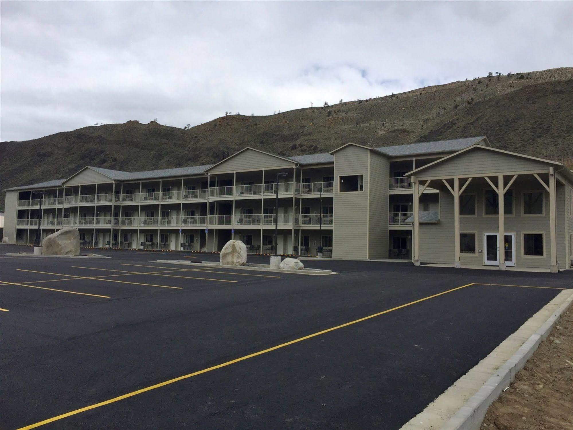 Yellowstone Big Rock Inn Gardiner Dış mekan fotoğraf